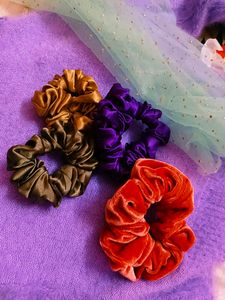 Scrunchies/Hair Bands