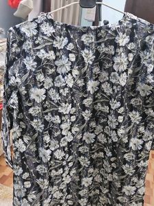 Floral Print Kurta Pillzo Set With Dupatta Size av