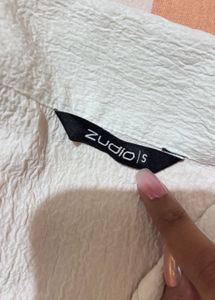 zudio short white shirt