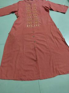 Red Embroidered Kurta