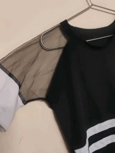 Stylish Black &amp; White Top