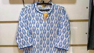AURELIA Women Printed Straight Kurta