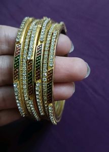 Set of 6 Bangles