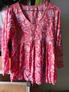 Floral Print V-Neck Short Kurti