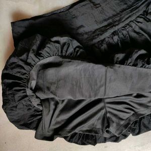 Black Bubble Mini Skirt (With Shorts)