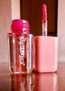 Aqualogica Plump+ Pouty Li-pH Gloss - Peach V