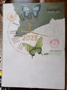 🟩New 2025 Diary Size 24*18*3cm