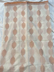 ✨ Ivory Elegance–Soft Banarasi Fabric Peach Zari