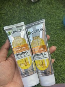 Garnier Vitamin C Serum Cleanser