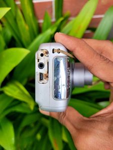 CANON POWERSHOT A480 Digital Camera