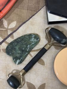 Combo of Hair Curlers, Eye Shadow pallet, Liquid L