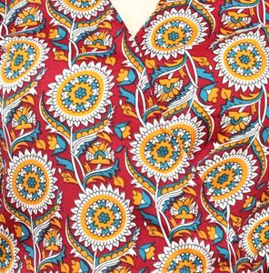 💥🆕️ Multicolour Tie UP Style Crop Top