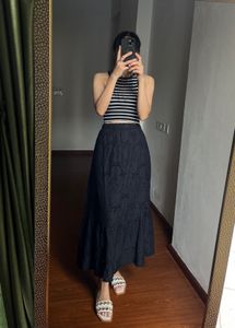 NEW LOOK Schiffli Black Maxi Skirt