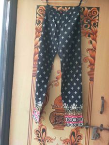 AKS Black And OFF White Printed Kurta Set