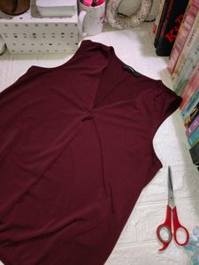 VERO MODA Sleeveless Deep V-Neck Top
