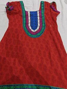 Red Kurti