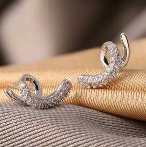 Sparkling Silver Ear Cuff