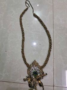 Peacock Feather Shape Necklace... Golden In Colour