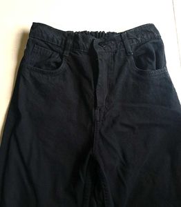 High Waist Mom-Fit Black Jeans