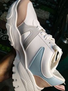 Trendy Pastel Colorblock Sneakers