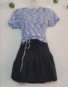 Blue patterned crop top🐟