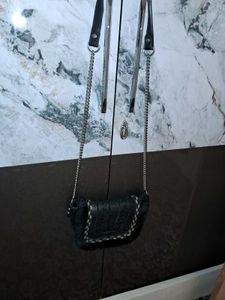 Zara Sling Bag 👜👜