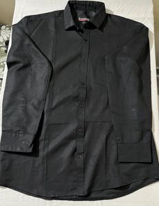 Black Shirt !