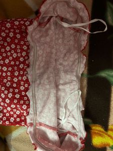 Red Floral Print Top (all three)only 💵