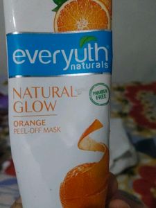 Everyuth Naturals Orange Peel Off Mask