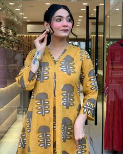 Beautiful Formal In Yellow