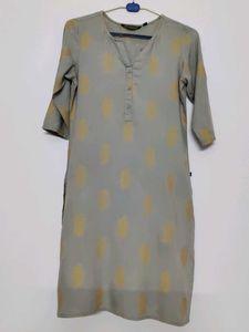 Gray & Yellow Print Tunic Dress