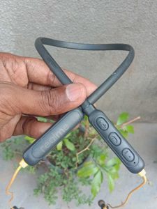 Realme Bluetooth Neckband (Copy Version)