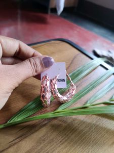 Golden Hoops