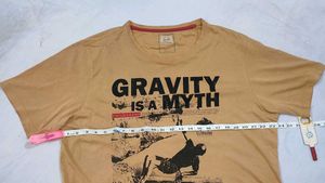 Round Neck T-shirt