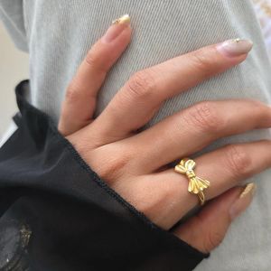Bow Ring Adjustable