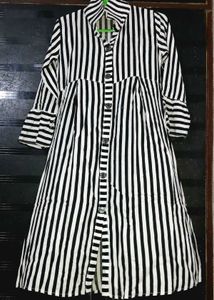 BLACK & WHITE STRIPED BUTTON-DOWN DRESS