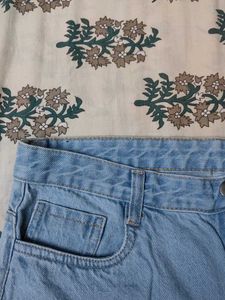 Light Wash Wide Leg Jeans