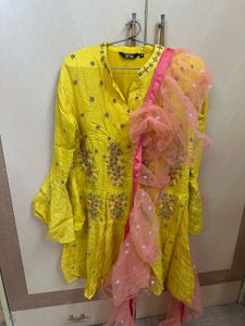 yellow indo western