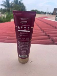 Bath &amp; Body works You&#39;re cheeky cream