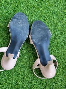 Trendy Heels
