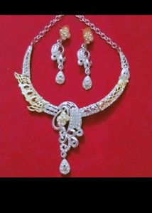 Elegant Necklace Set