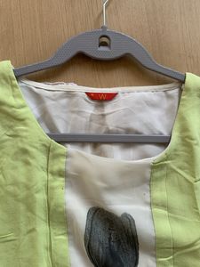Designer Top