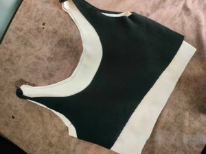 Very Stylish Crop Top For Women