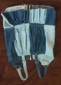 Trendy Denim Patchwork Crop Top🐬