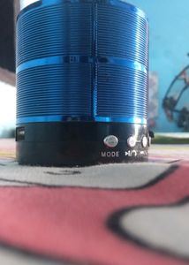 Bluetooth Speaker And Octopus Tripod