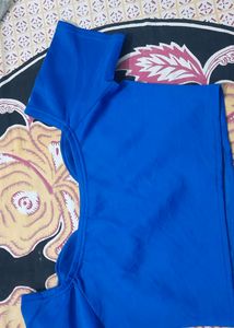 Pink Boutique International Brand Blue Crop T