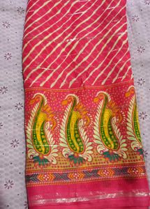 S9 Pink Leheriya Saree with Paisley Border