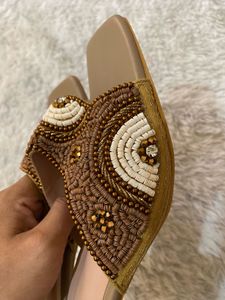 Price Drop Queens Beaded Sandals