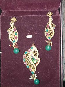 Pack Of 2 Jewellery Sets