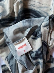 Urbanic Sleeve Top
